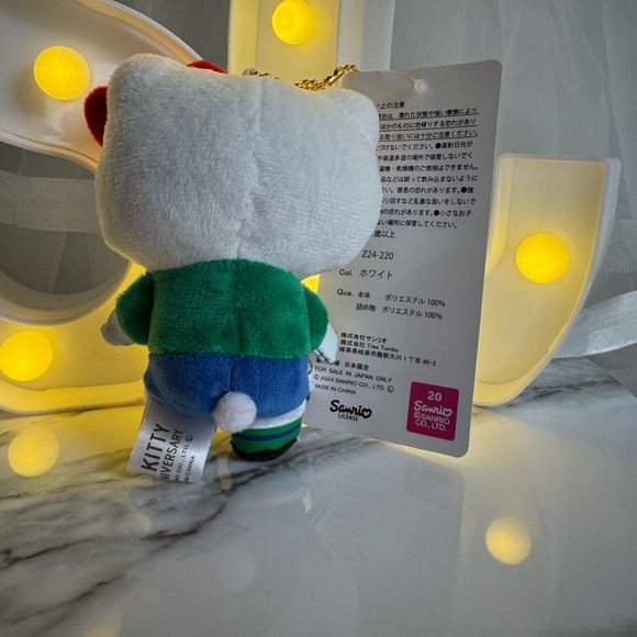 Sanrio Hello Kitty  Soccer Football Key Chain Bag Charm World Cup 2026 - Picture 3 of 5